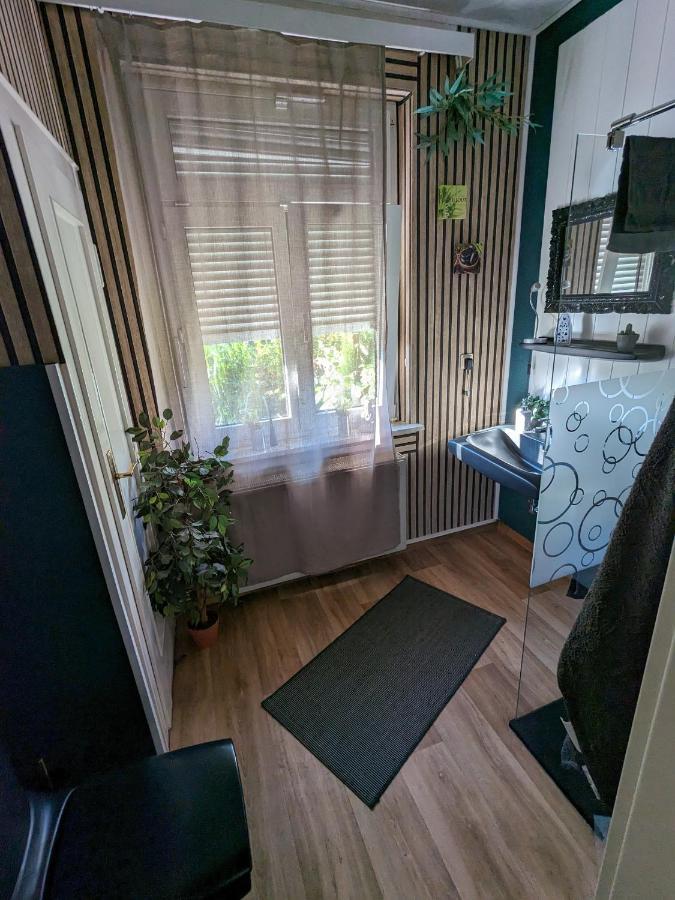 Ferienwohnung Apartment Wilhelmshaven Inselviertel In Bester Lage - Selbstaendiger Check In Moeglich Екстер'єр фото
